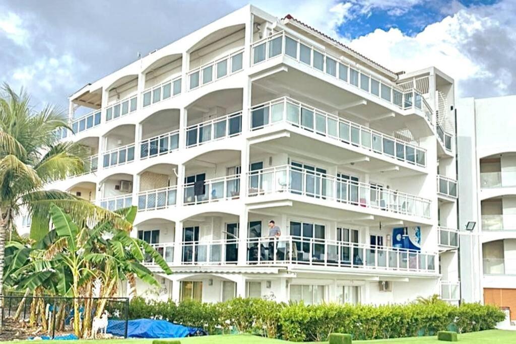 Maho Beach House - Luxe 1-Bedroom - Ocean View Kültér fotó