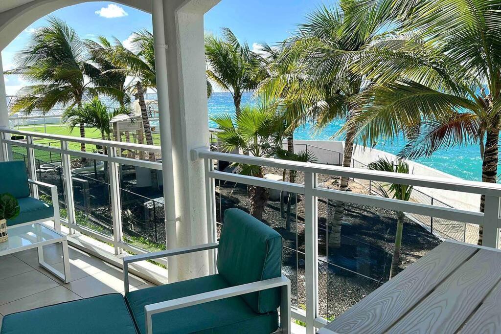 Maho Beach House - Luxe 1-Bedroom - Ocean View Kültér fotó