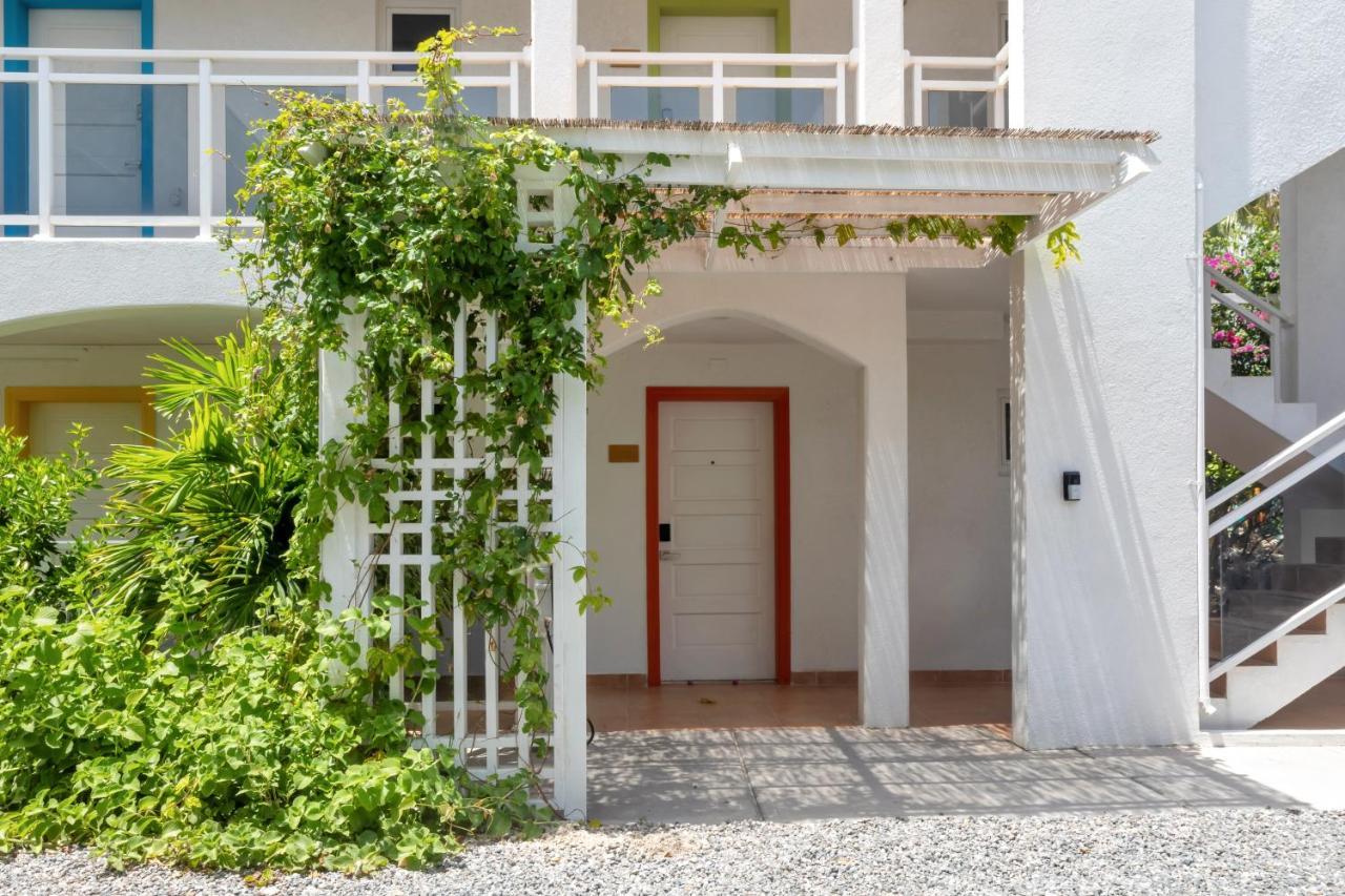 Maho Beach House - Luxe 1-Bedroom - Ocean View Kültér fotó