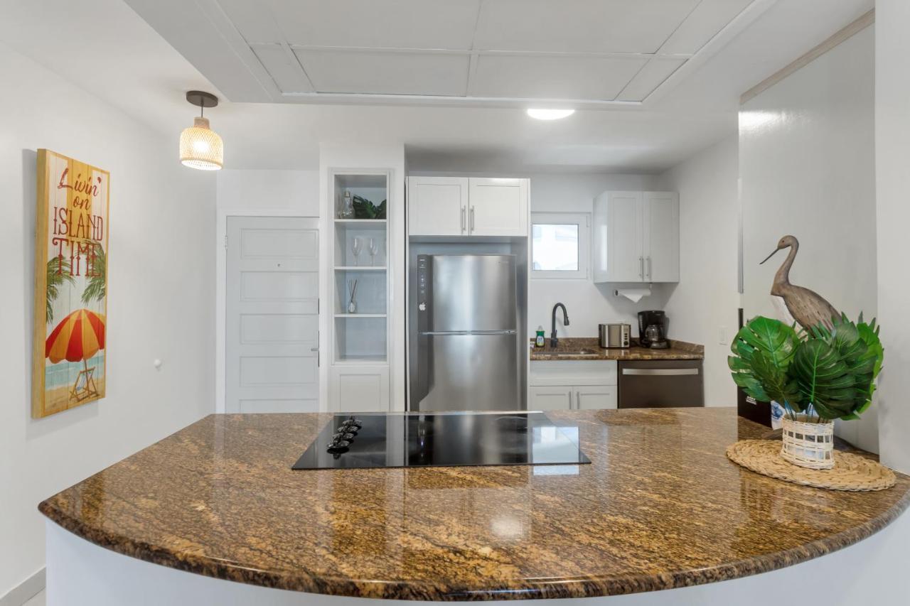Maho Beach House - Luxe 1-Bedroom - Ocean View Kültér fotó